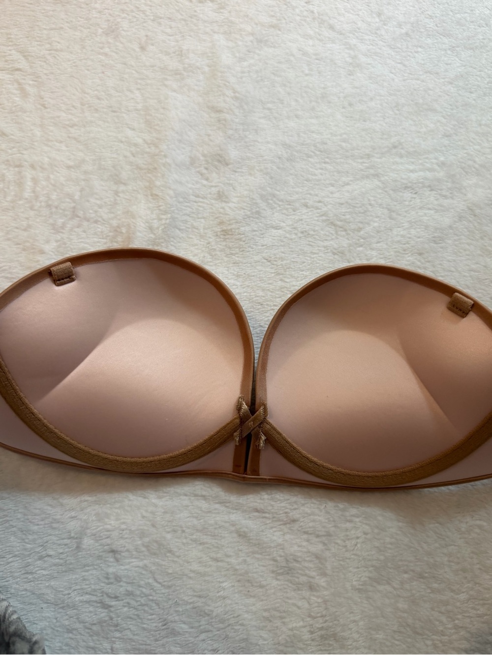NWT Victoria’s Secret Bombshell Push Up Strapless Bra 32B